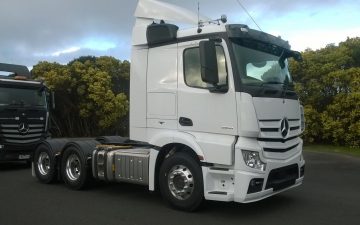 Rent Mercedes-Benz ACTROS 2653 6X4 